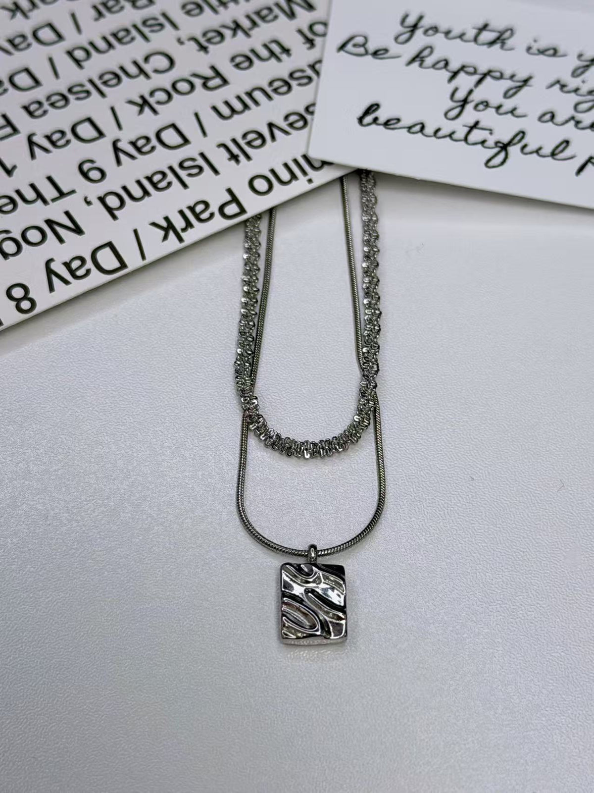 "CRUMPLED" PENDANT NECKLACE